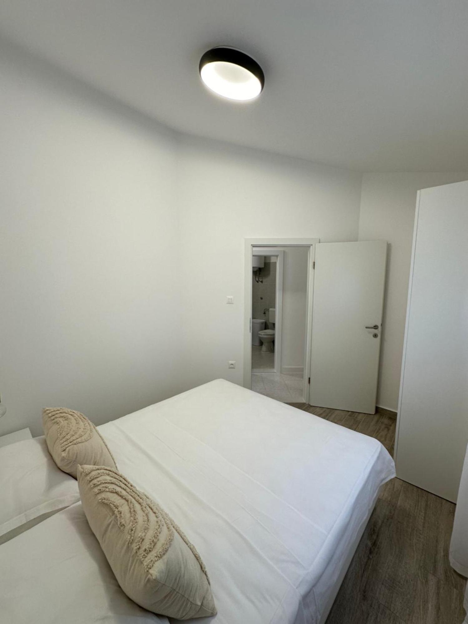 Deluxe Apartments Kate Makarska Exterior foto