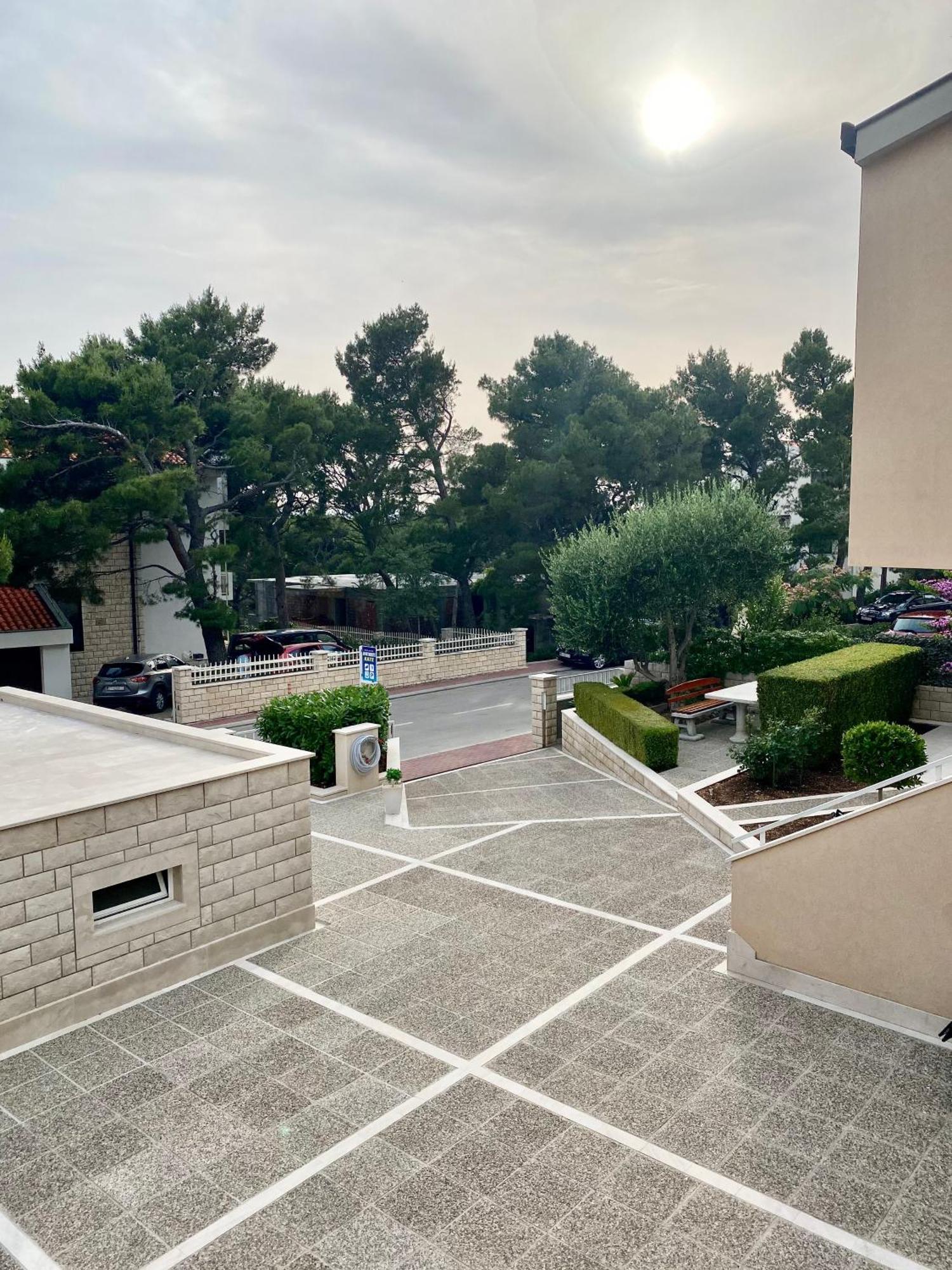 Deluxe Apartments Kate Makarska Exterior foto